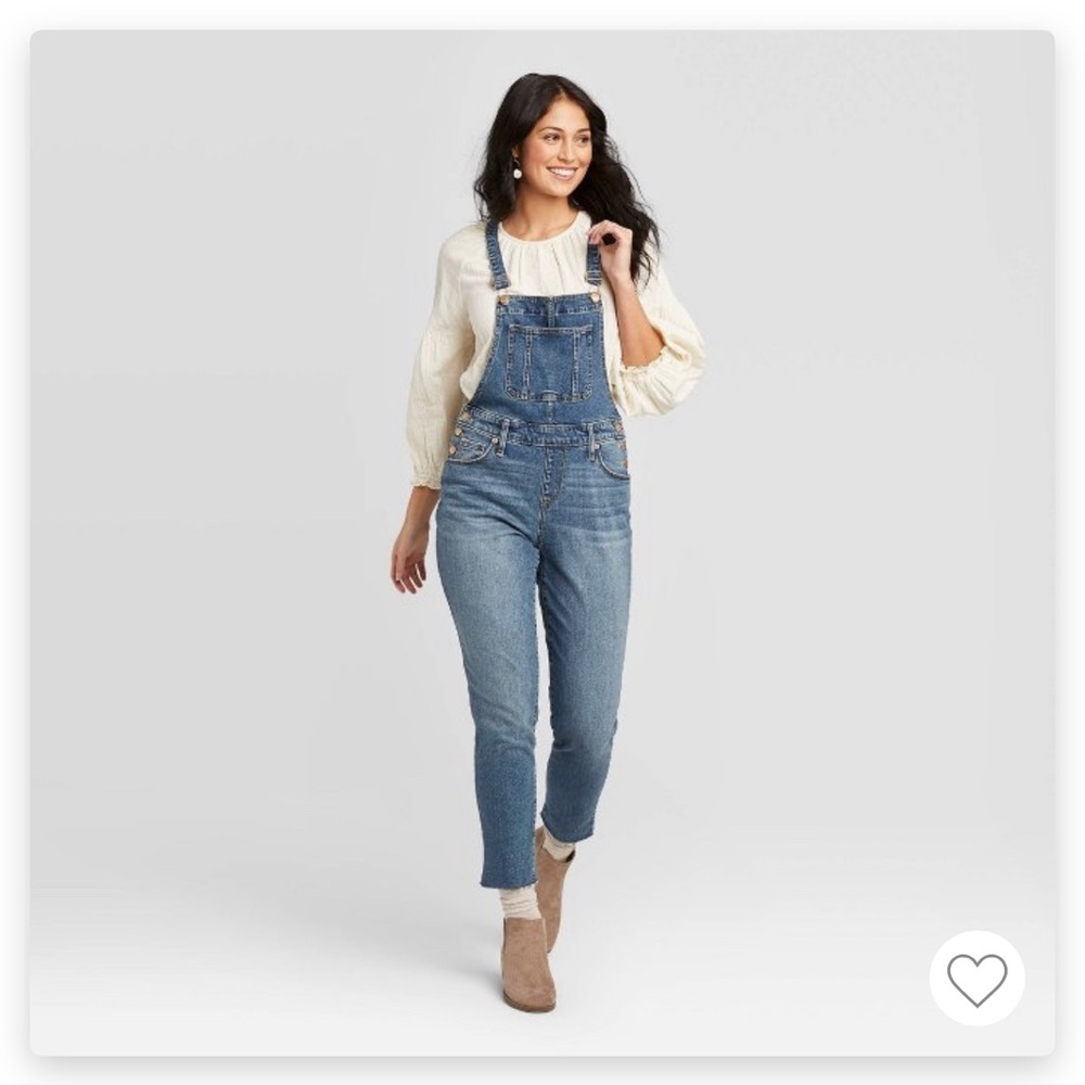 NWT Denim Cropprd Overalls